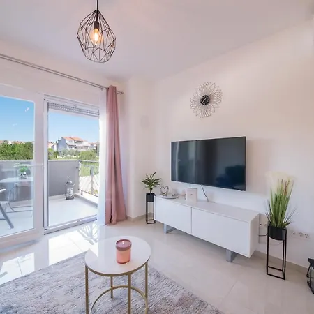 Romanca Appartement *