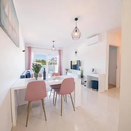 Appartement Romanca *